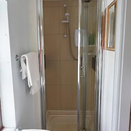 Sea View 1-bed With Private Garden Ferienhaus *